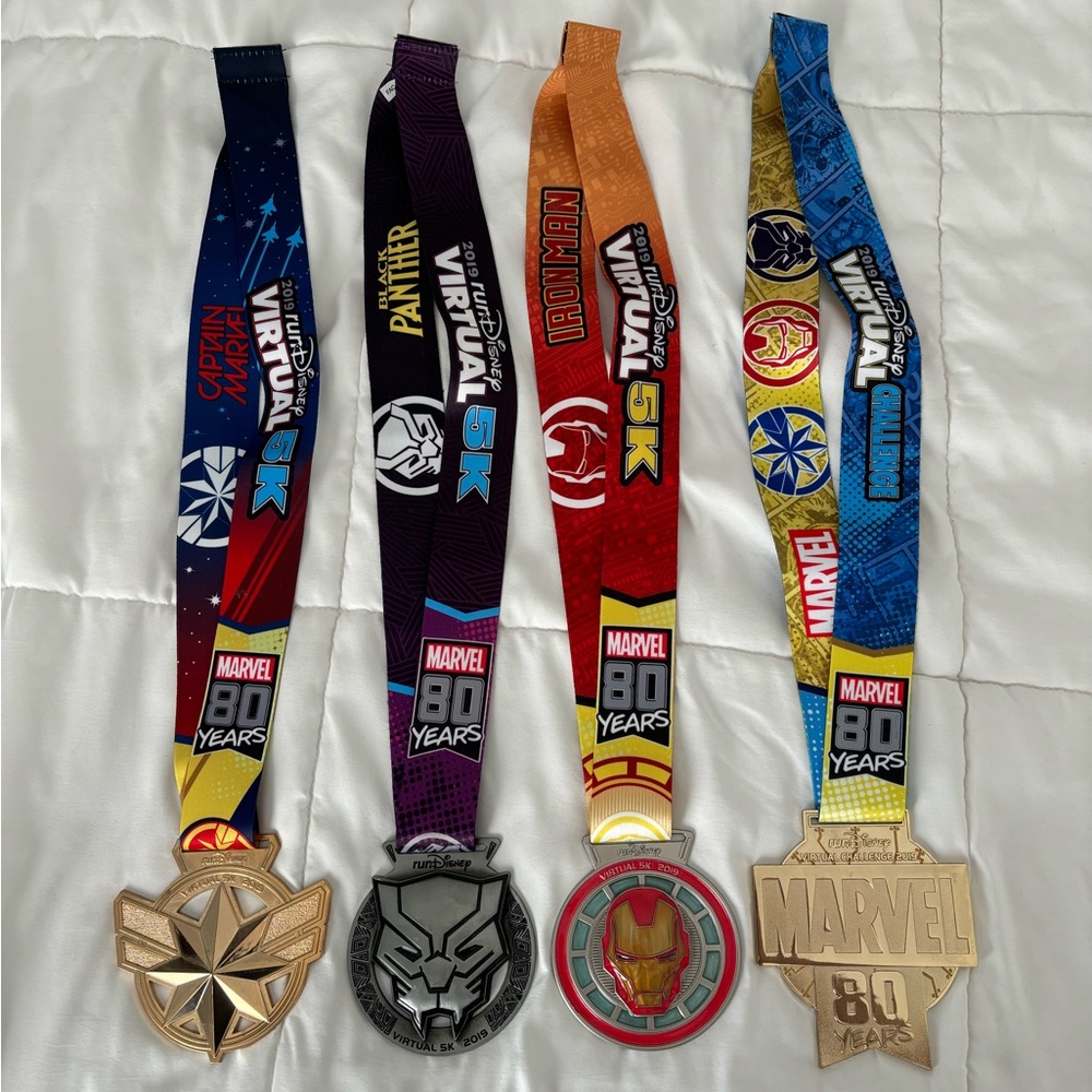 RunDisney 2019 Virtual Series Marvel Medal And Medallion Set